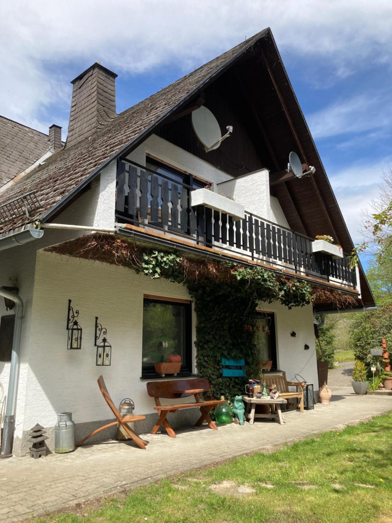 Gasthof Walhalja Schmallenberg Esterno foto